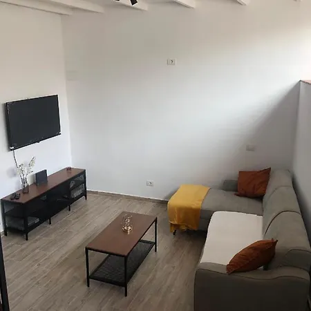 Casita En El Socorro Nyaraló *