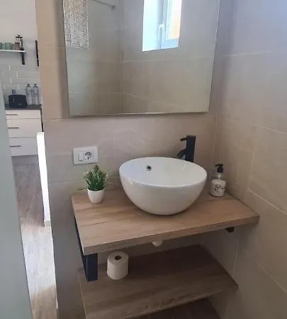Casita En El Socorro Nyaraló *